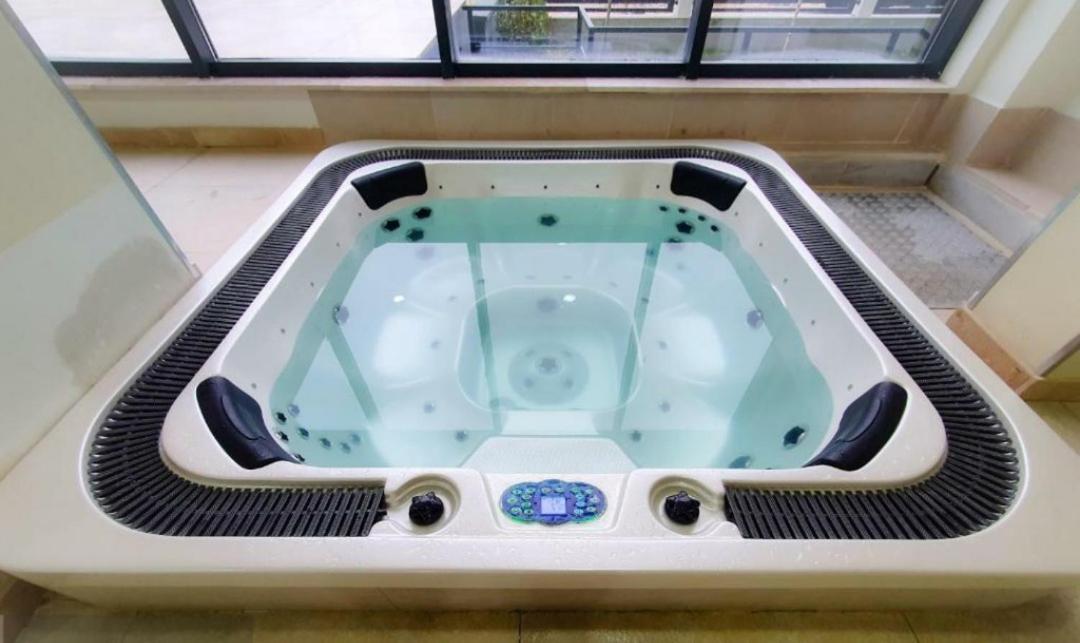 Alezzi Luxury Apartment Spa Resort Piscina Incalzita Sauna Parking Năvodari 외부 사진